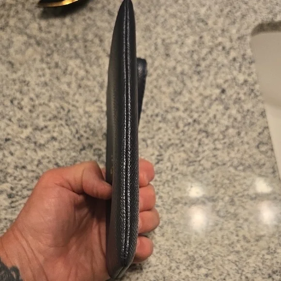 Coach Essential Small Wallet- Dark Navy Leather Wristlet, NWOT - Picture 4 of 9